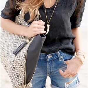 The Switch Bag in Diamond Raffia